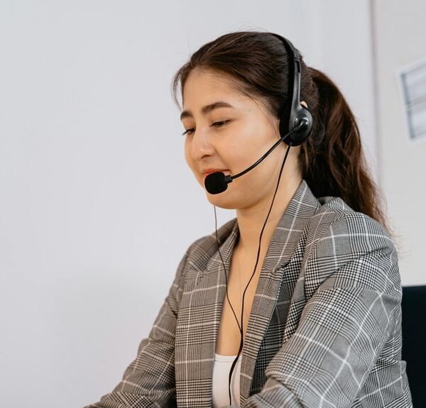 tech support hotline service